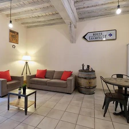 Apartament Le Cheval De *