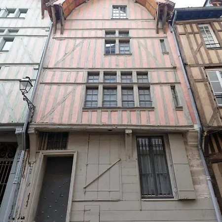 Apartament Le Cheval De Troyes
